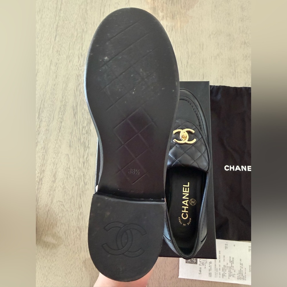 CHANEL Interlocking CC Logo Moccasins Loafers Black 38.5 Worn Once - Picture 6 of 16